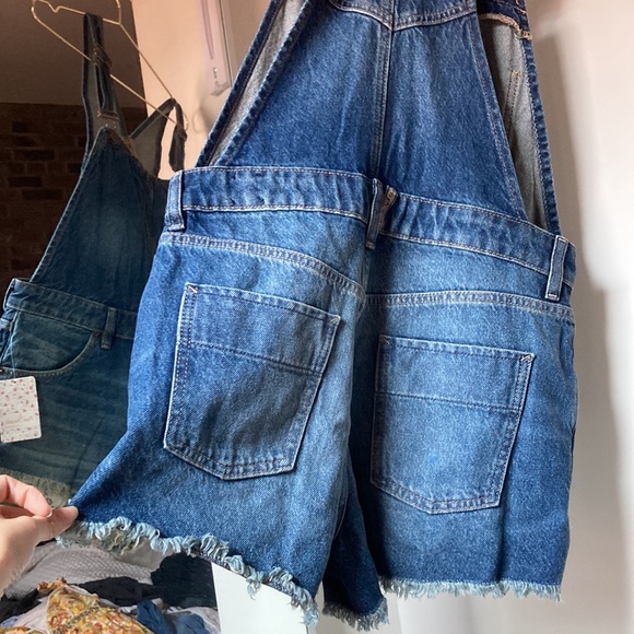 NWT Free People Ziggy Sunkissed Overall Shortalls Shorts in Aura Blue - Picture 6 of 7